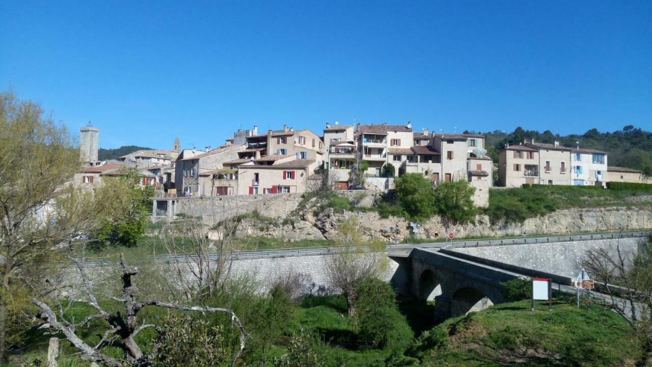 L'Establoun Apartment Saint-Martin-de-Brômes Екстериор снимка